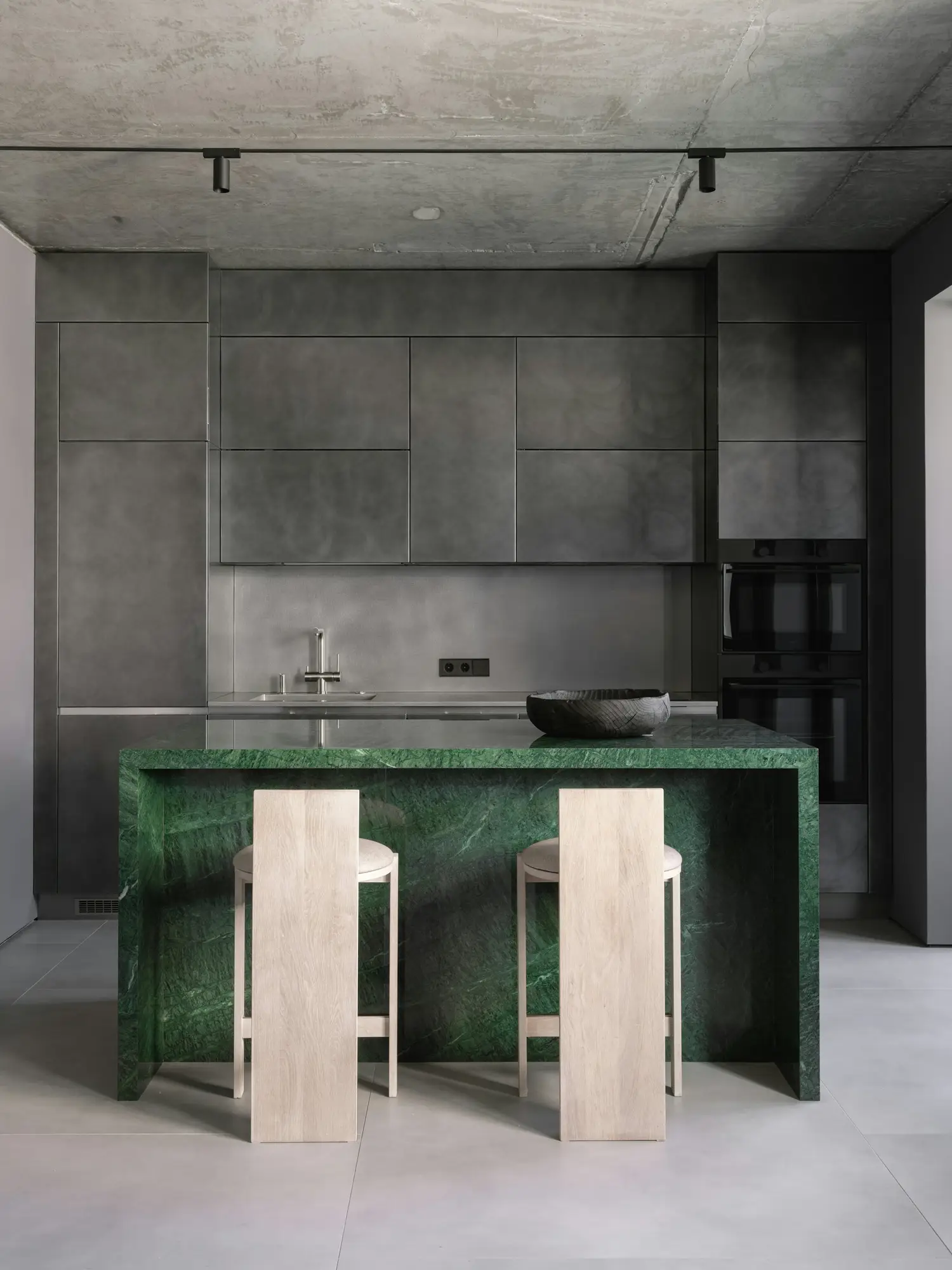 Kitchens & Countertops